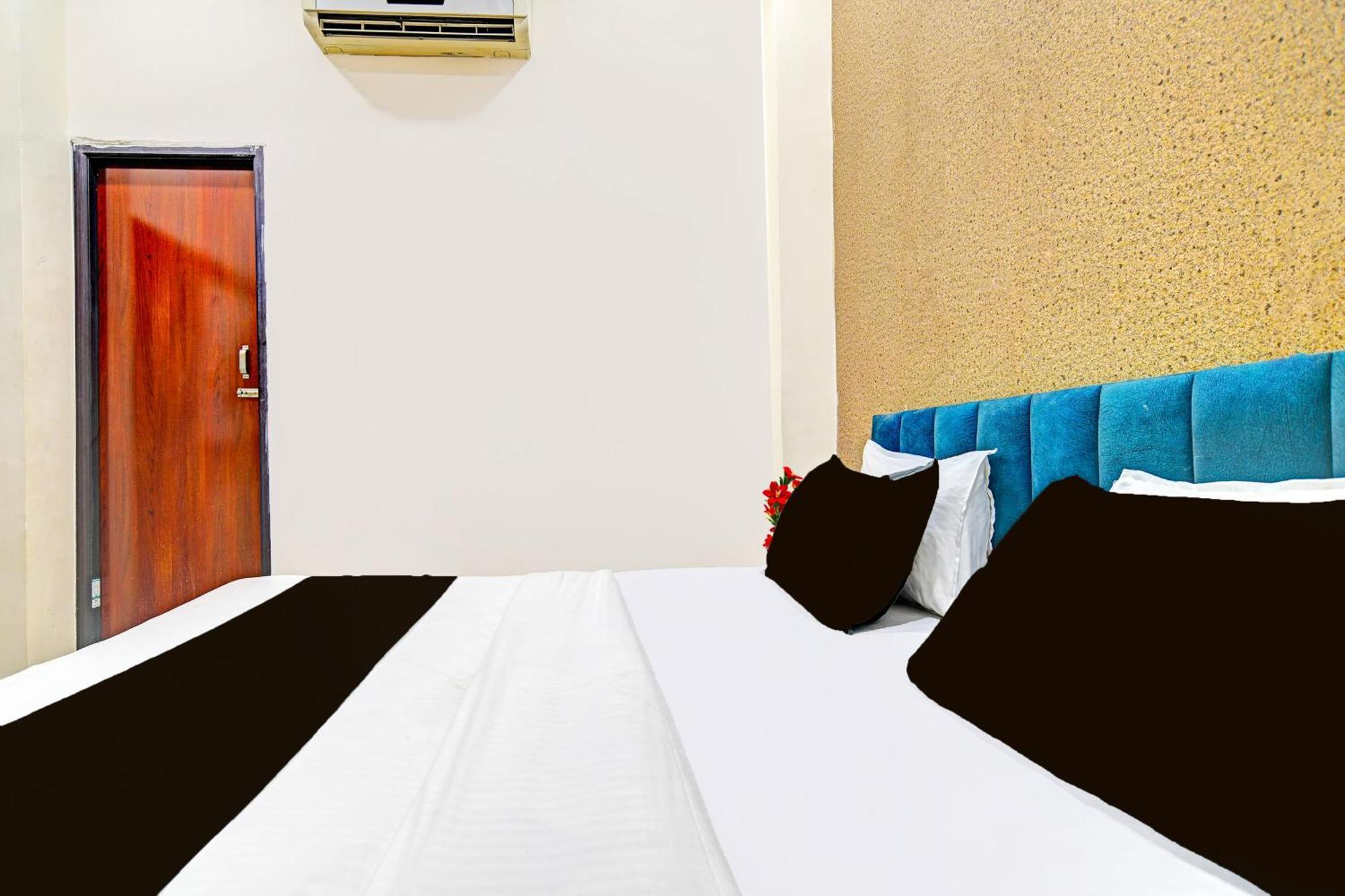 Super Hotel O Hanuman Naka Ujjain Formerly Krishna Palace 외부 사진